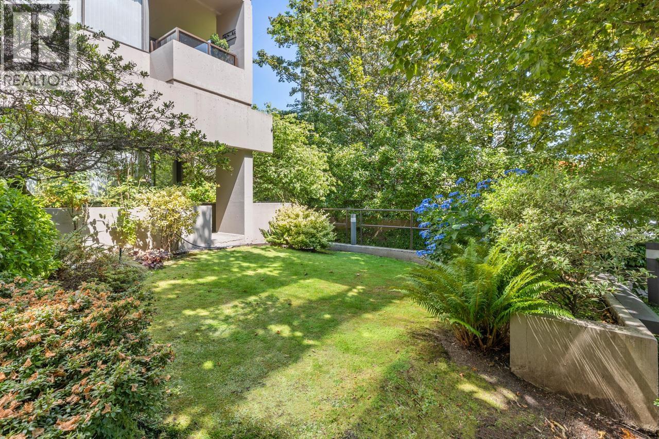 1737 DUCHESS AVENUE, West Vancouver