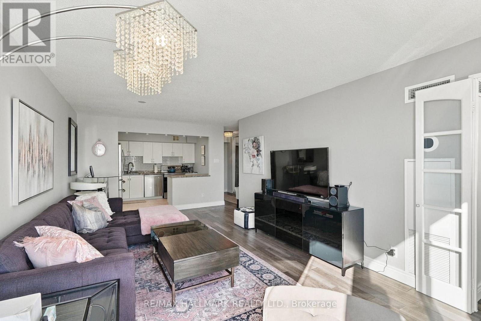 #903 1485 LAKESHORE ROAD E - 18