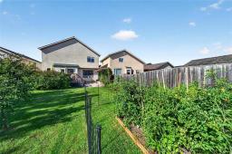 39 Carsdale Drive, Winnipeg, MB R2V4W9 Photo 48