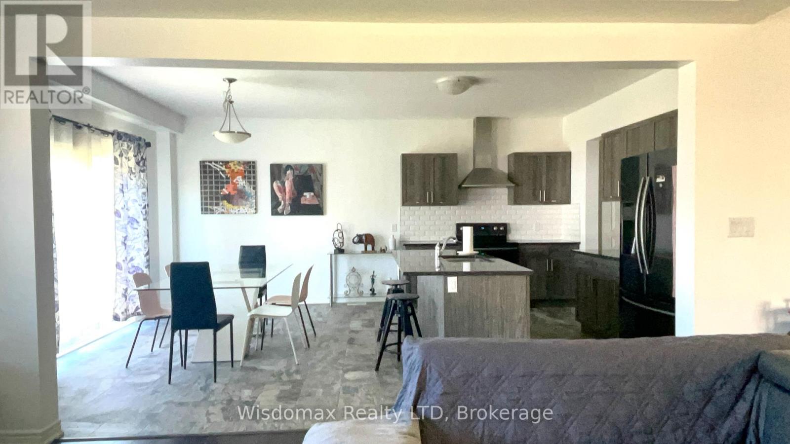 15 WINTERBERRY BOULEVARD, Thorold (Confederation Heights) — photo 5