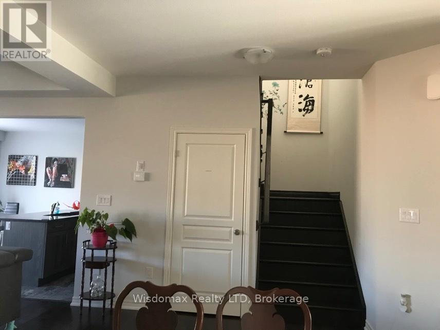 15 WINTERBERRY BOULEVARD - 6