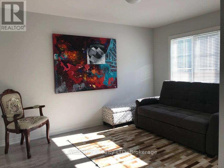 15 WINTERBERRY BOULEVARD, Thorold (Confederation Heights) — photo 9