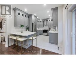 20 Trish Drive, Richmond Hill, ON L4E5C5 Photo 13