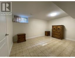Bsmt - 384 Maple Leaf Drive, Toronto, ON M6L1P6 Photo 6