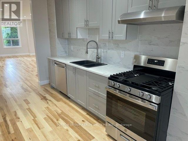 127 BRISTOL AVENUE, Toronto (Dovercourt-Wallace Emerson-Junction) — photo 2