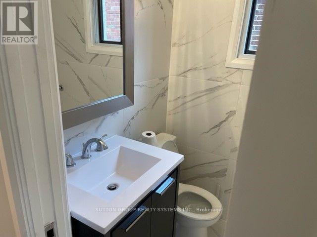 127 BRISTOL AVENUE, Toronto (Dovercourt-Wallace Emerson-Junction) — photo 7