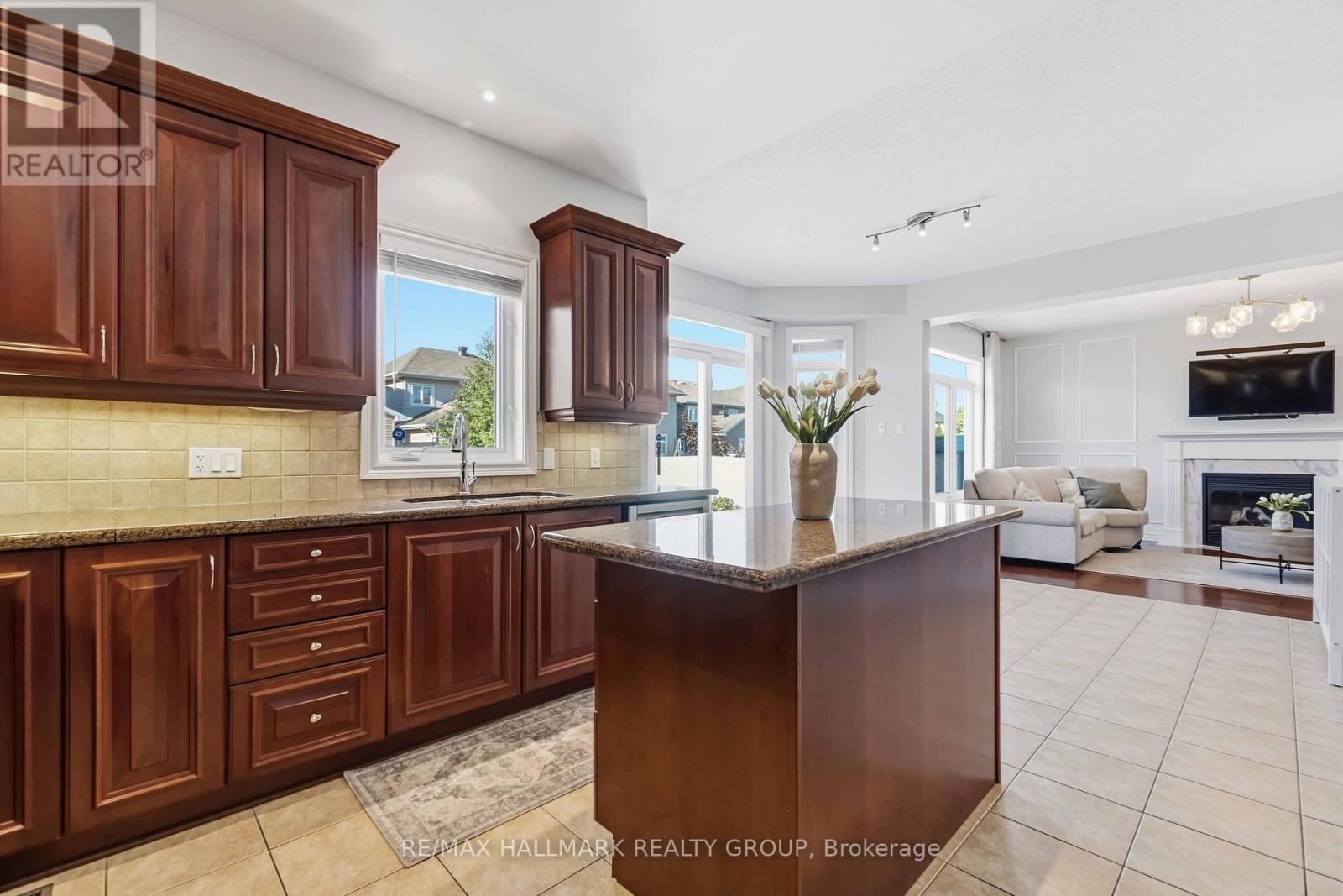 212 JANET WAY - Image 19