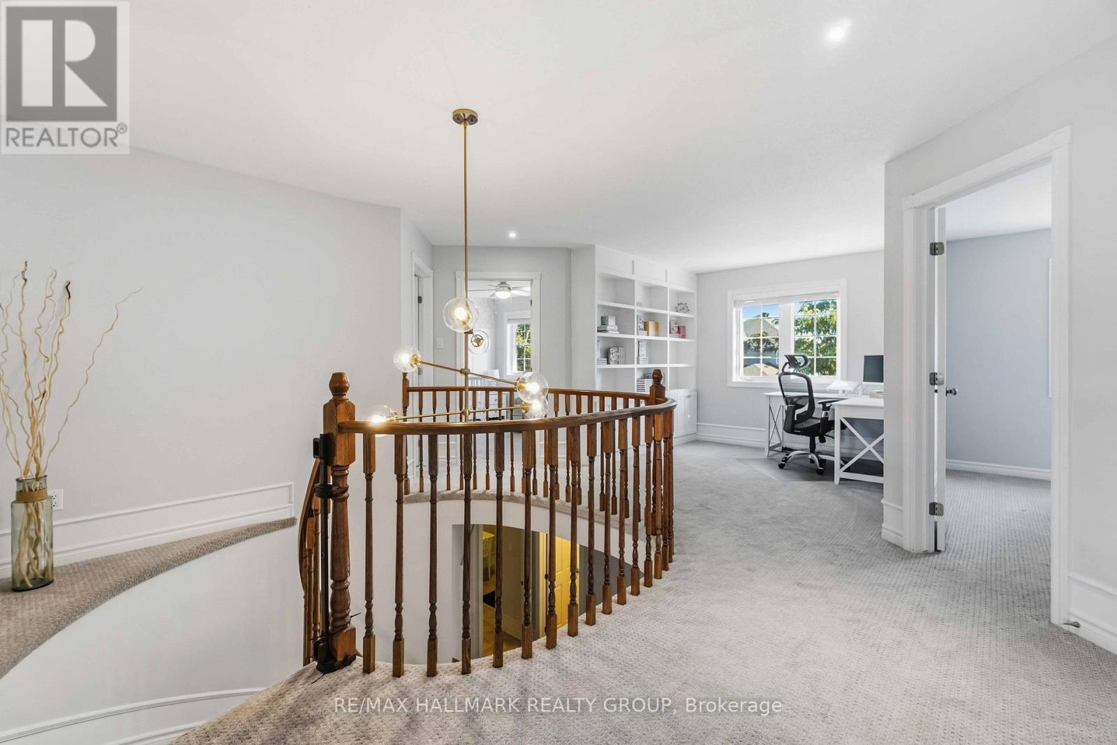 212 JANET WAY - 29
