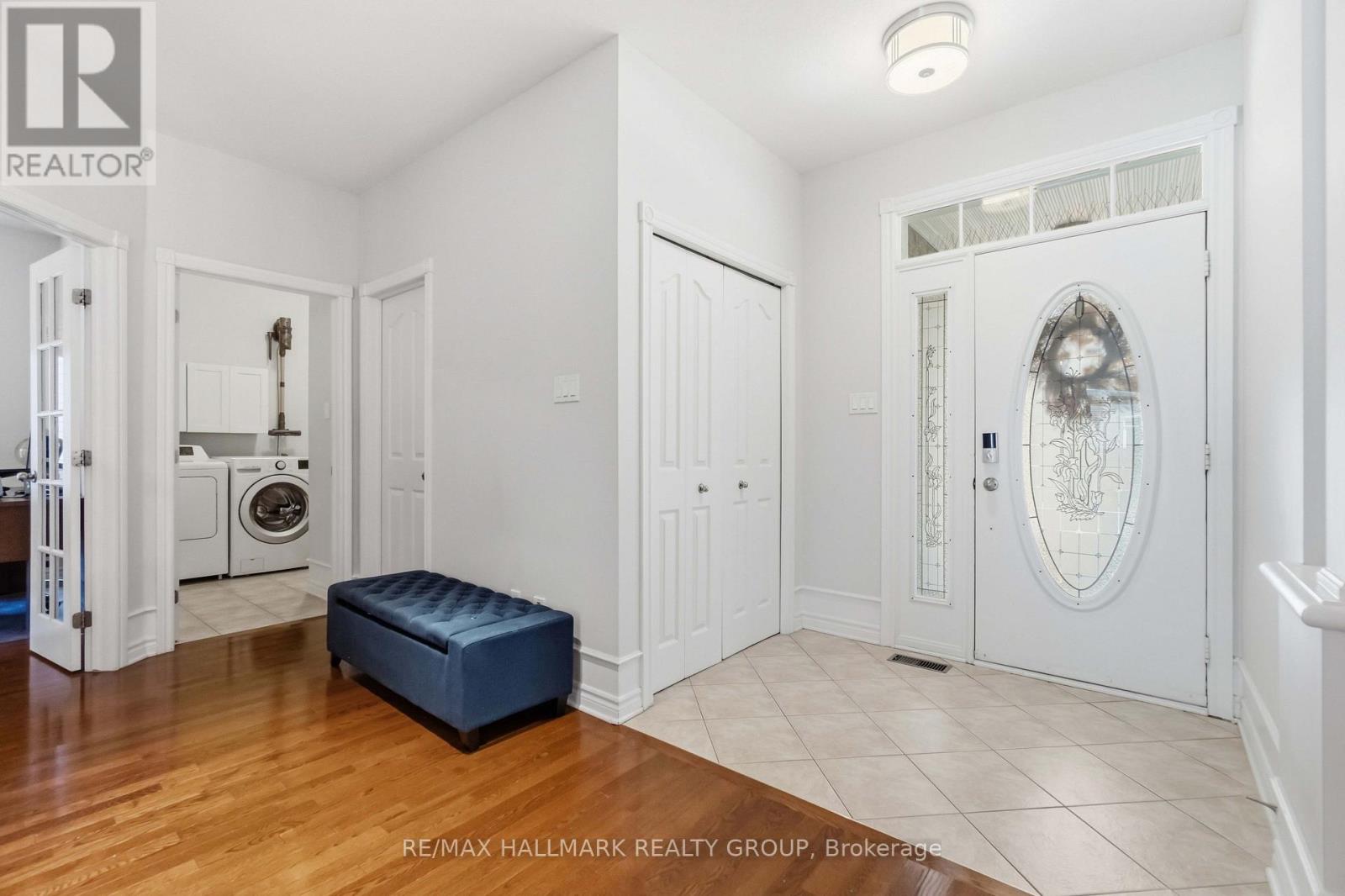 212 JANET WAY, Ottawa — photo 5