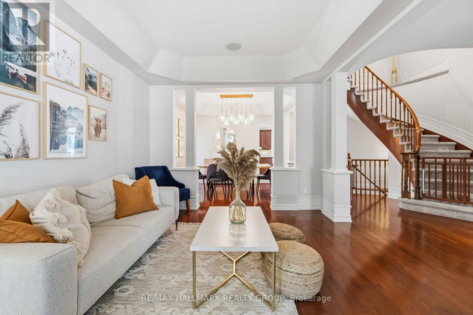 212 JANET WAY, Ottawa — photo 9