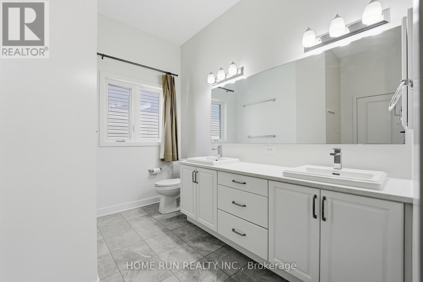 717 OCTAVE GROVE - Image 26