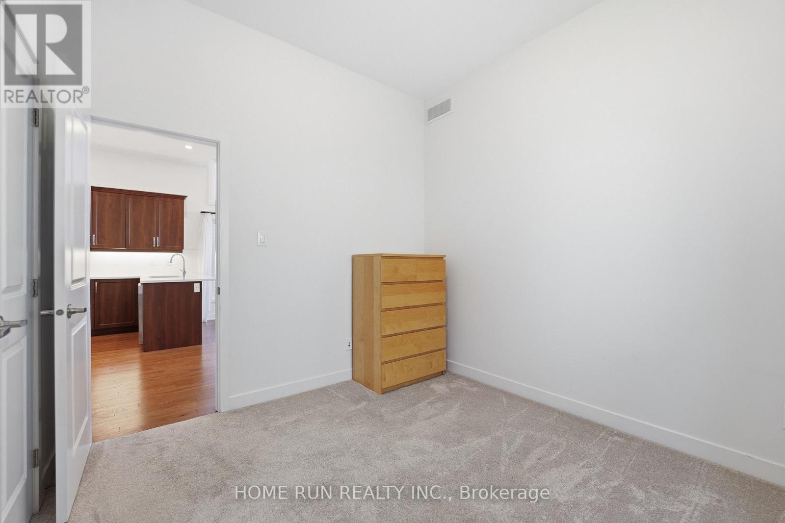 717 OCTAVE GROVE - 30