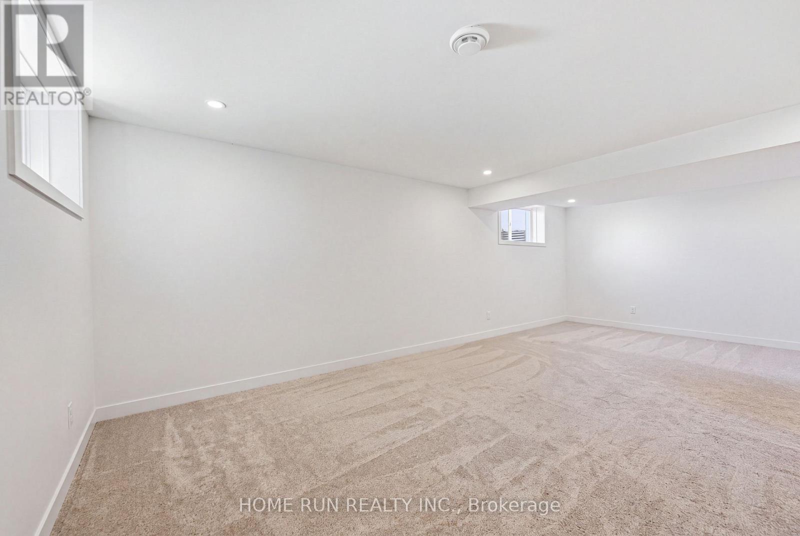 717 OCTAVE GROVE - 36