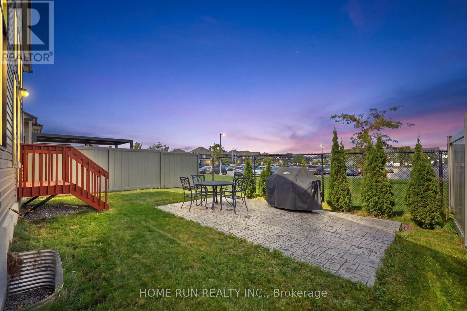 717 OCTAVE GROVE - 42