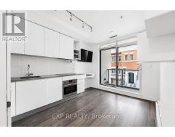 216 - 377 Madison Avenue, Toronto, ON M4V3E1 Photo 6