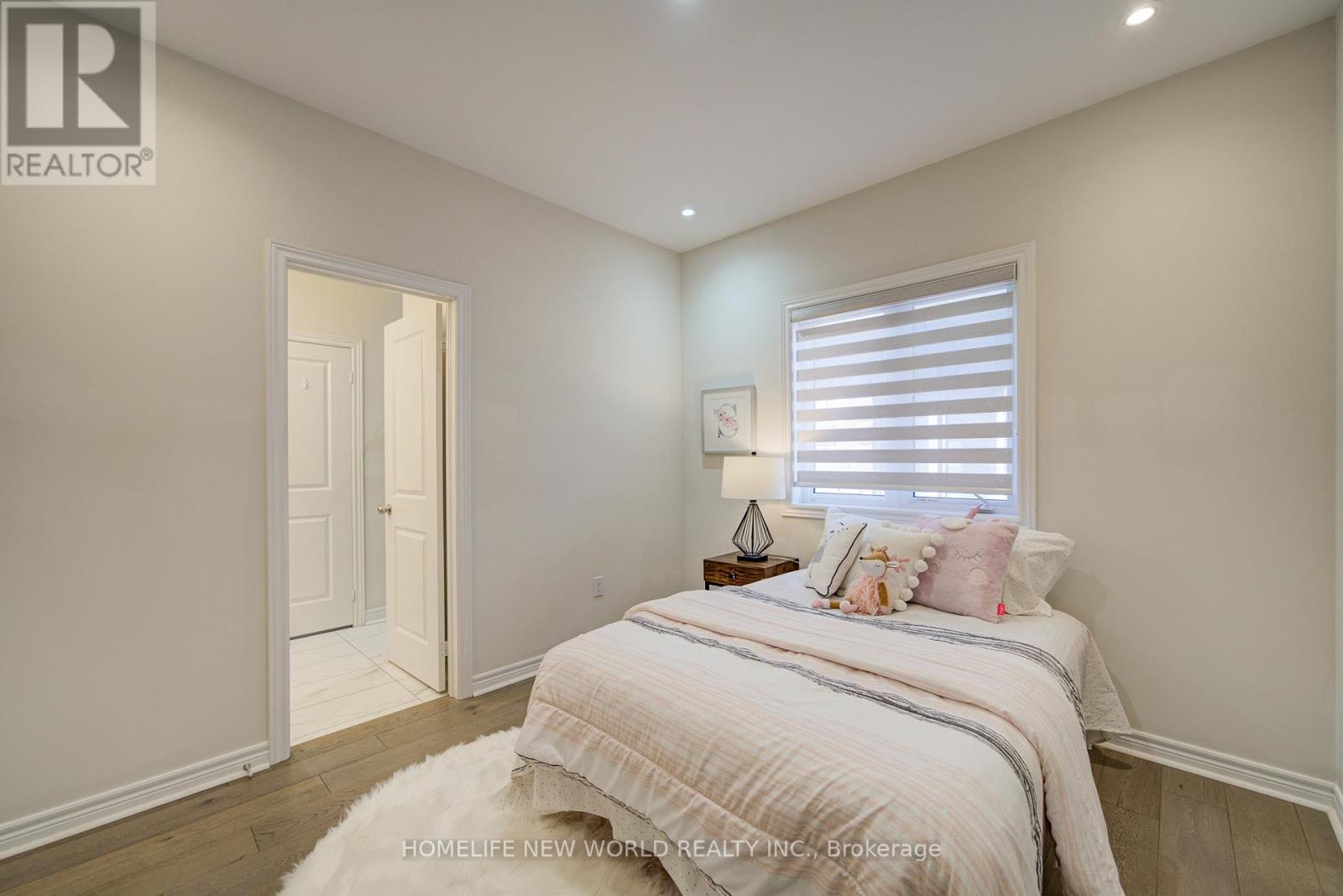 404 BAKER HILL BOULEVARD - 32