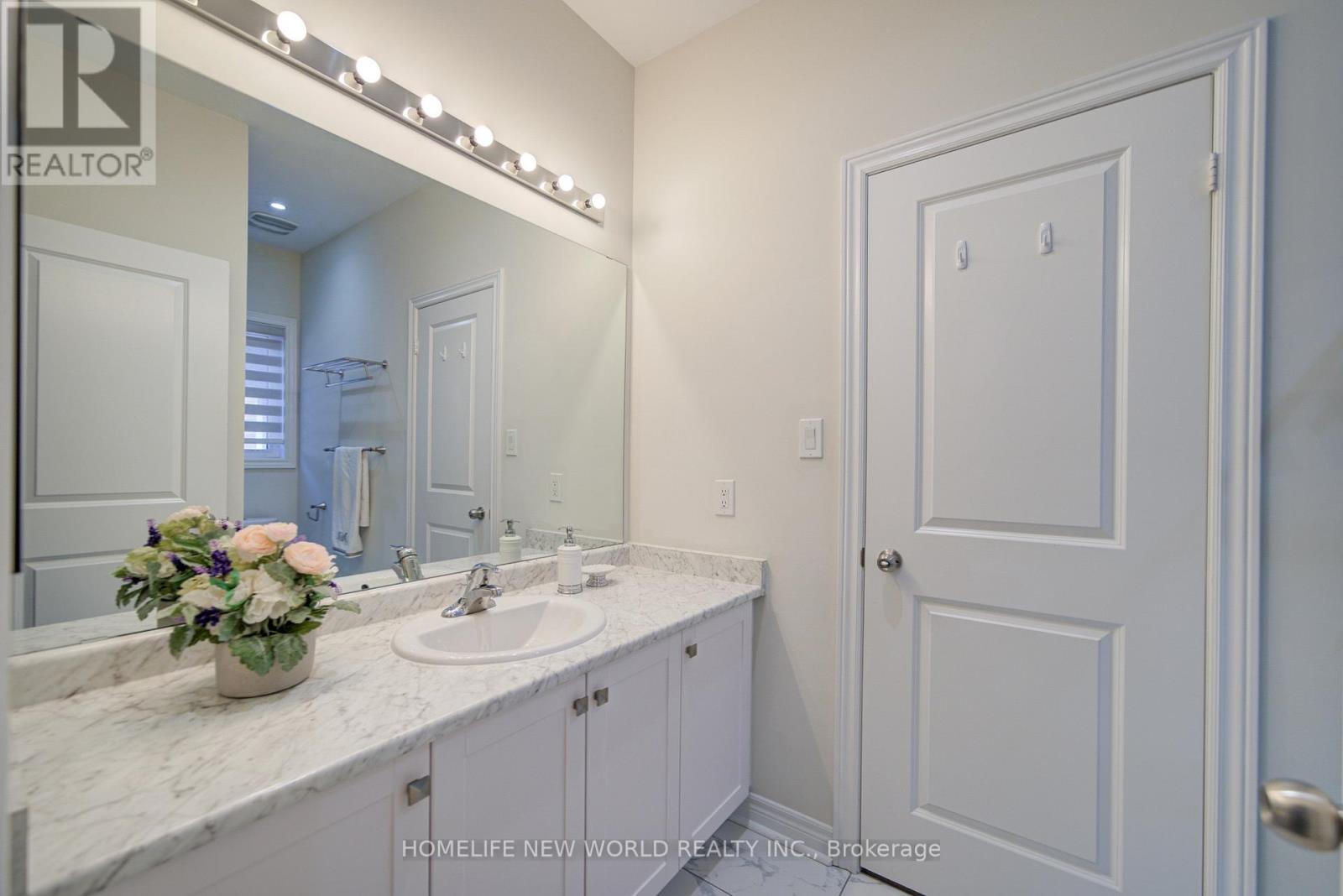 404 BAKER HILL BOULEVARD - 33