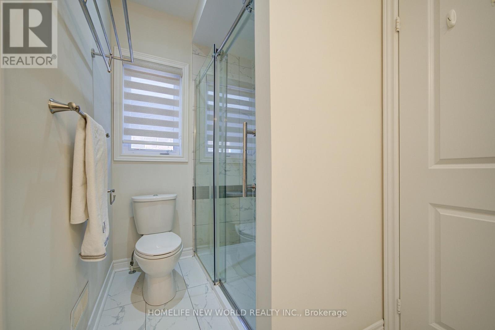 404 BAKER HILL BOULEVARD - 34