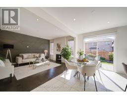 404 Baker Hill Boulevard, Whitchurch Stouffville, ON L4A4P4 Photo 13