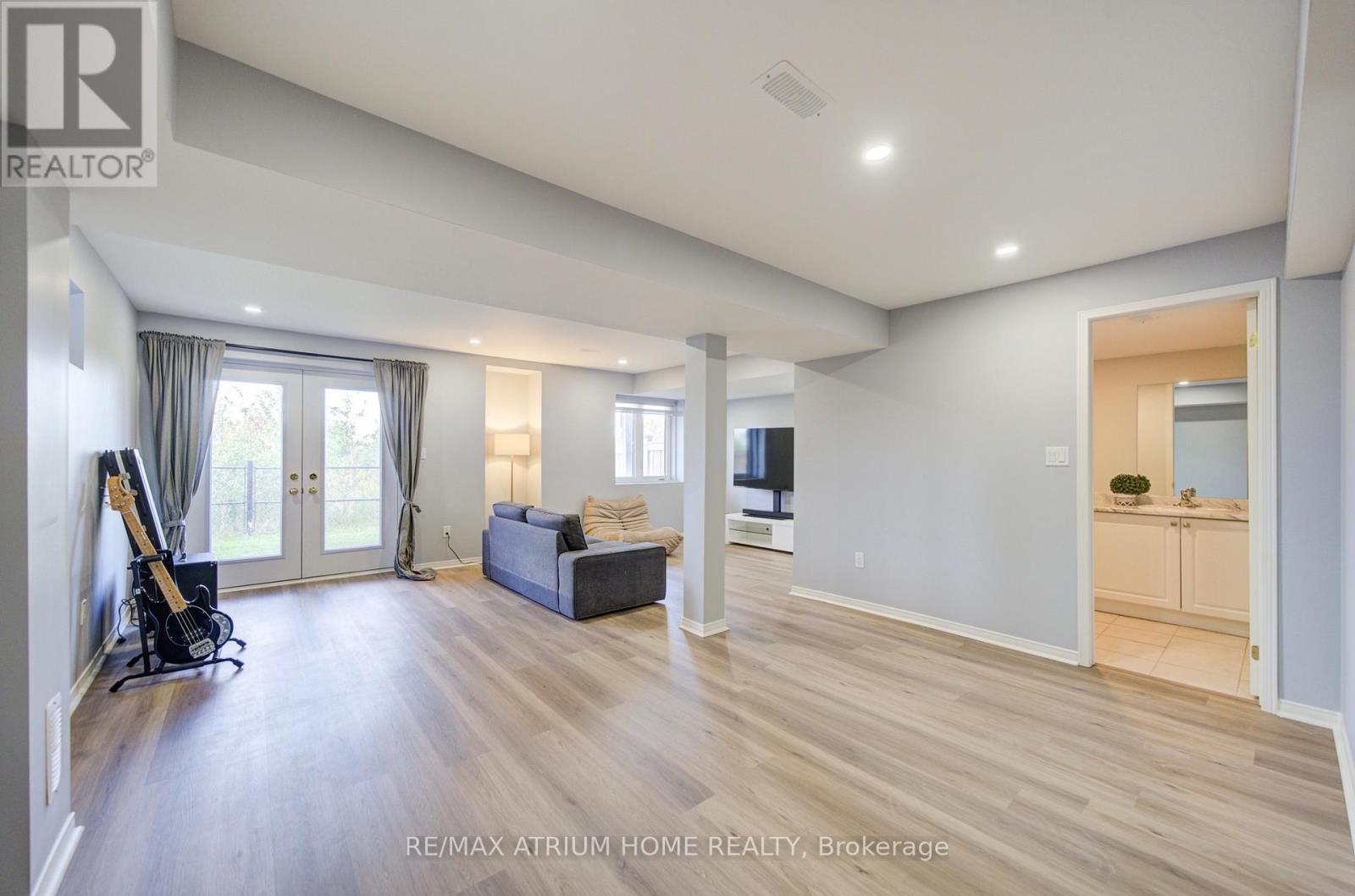 126 HARTNEY DRIVE - Image 32