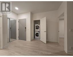 1806 - 50 Upper Mall Way, Vaughan, ON L4J0L8 Photo 10