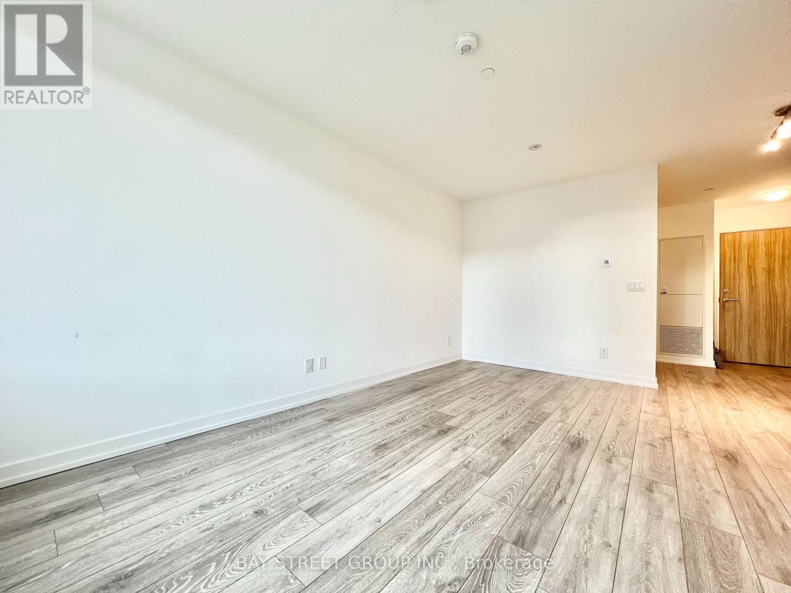 209 - 11 MARYPORT AVENUE, Toronto (Downsview-Roding-CFB) — photo 6