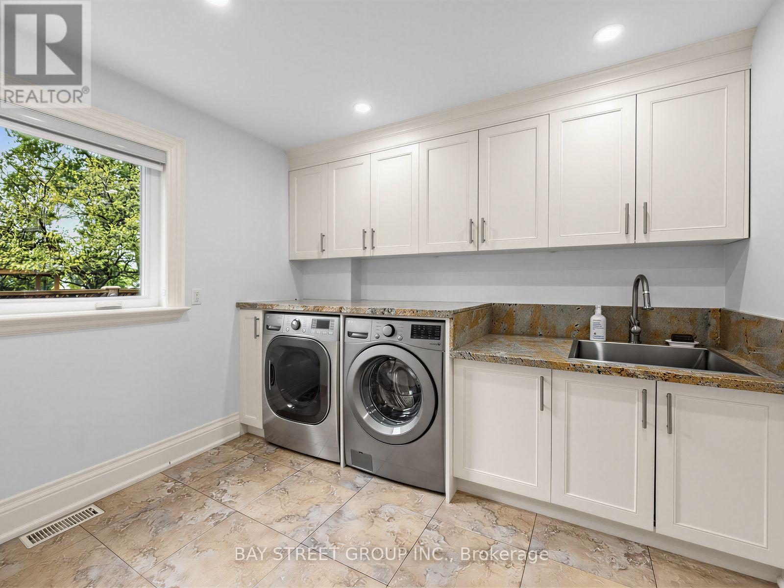 2334 HAMMOND ROAD, Mississauga (Sheridan) — photo 12