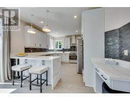 238 Nautical Boulevard, Oakville, ON L6L0B9 Photo 9