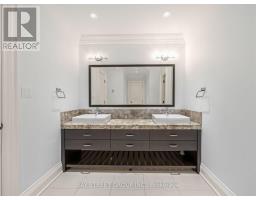 2334 Hammond Road, Mississauga, ON L5K1T2 Photo 28