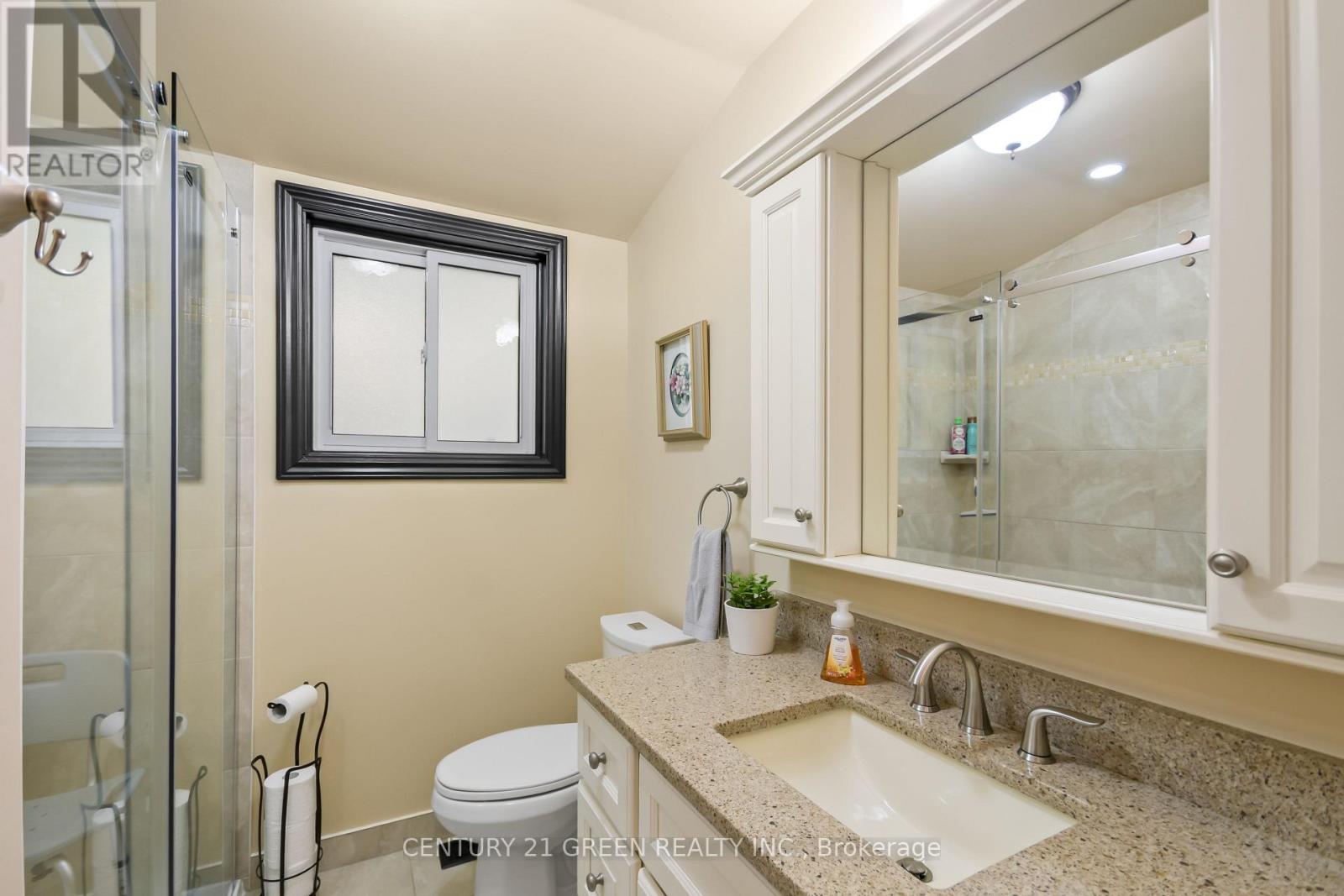879 LAKE BERNARD ROAD S - 23