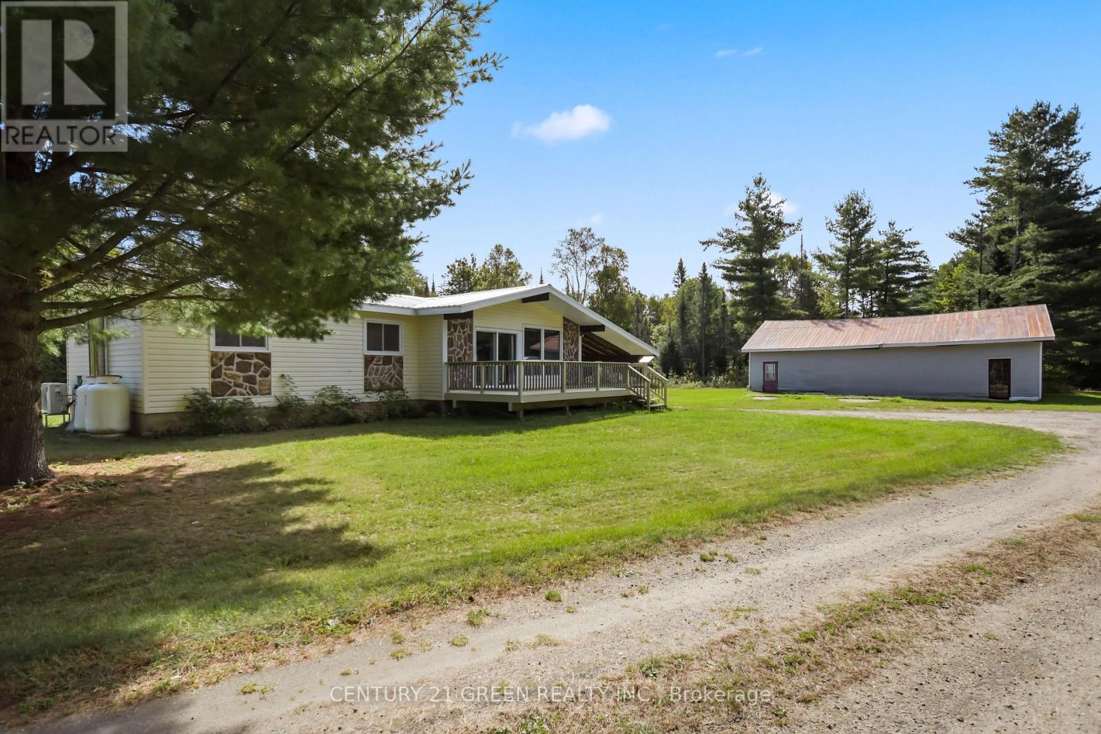 879 S LAKE BERNARD ROAD, Sundridge — photo 8