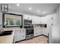 879 S Lake Bernard Road, Sundridge, ON P0A1Z0 Photo 11
