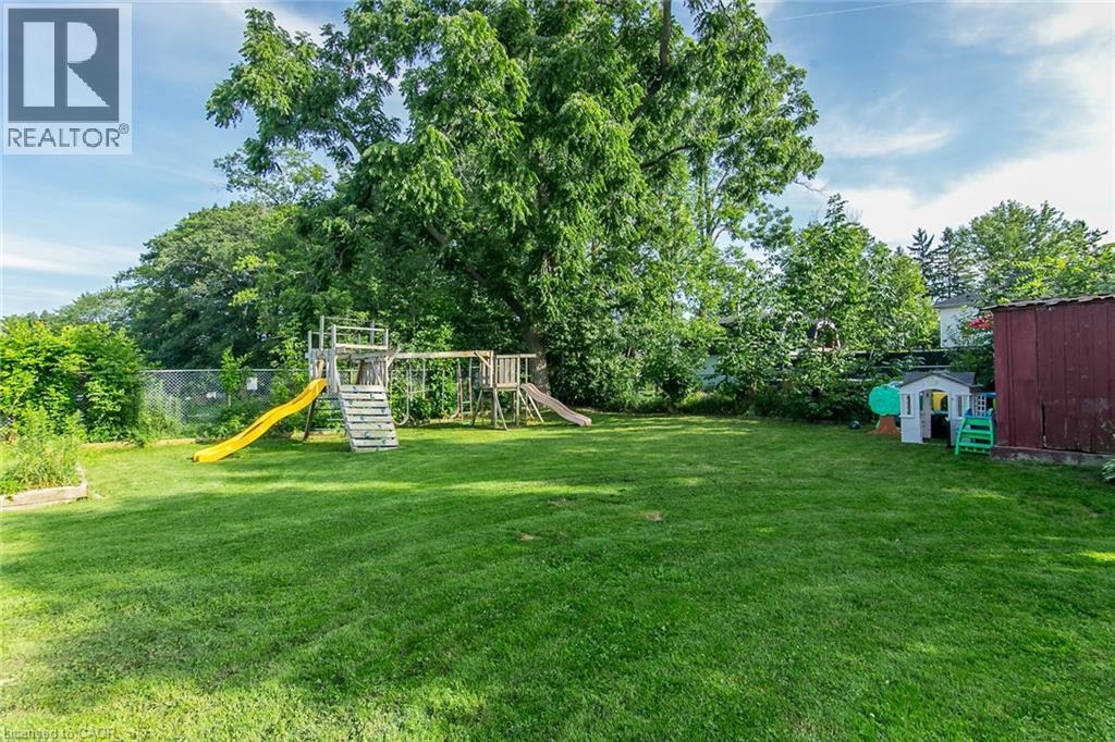 393 HURON Street - 31