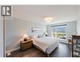 104 View Way, Penticton, BC V2A0A6 Photo 27