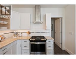 104 View Way, Penticton, BC V2A0A6 Photo 20