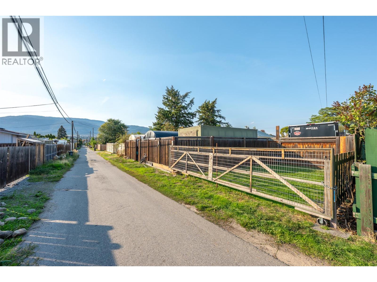 268 Conklin Avenue, Penticton