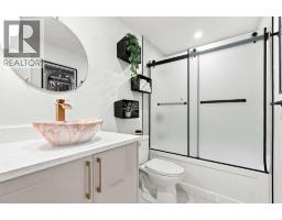 427 Falmere Road Ne, Calgary, AB T3J2Z8 Photo 17