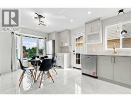 427 Falmere Road Ne, Calgary, AB T3J2Z8 Photo 11