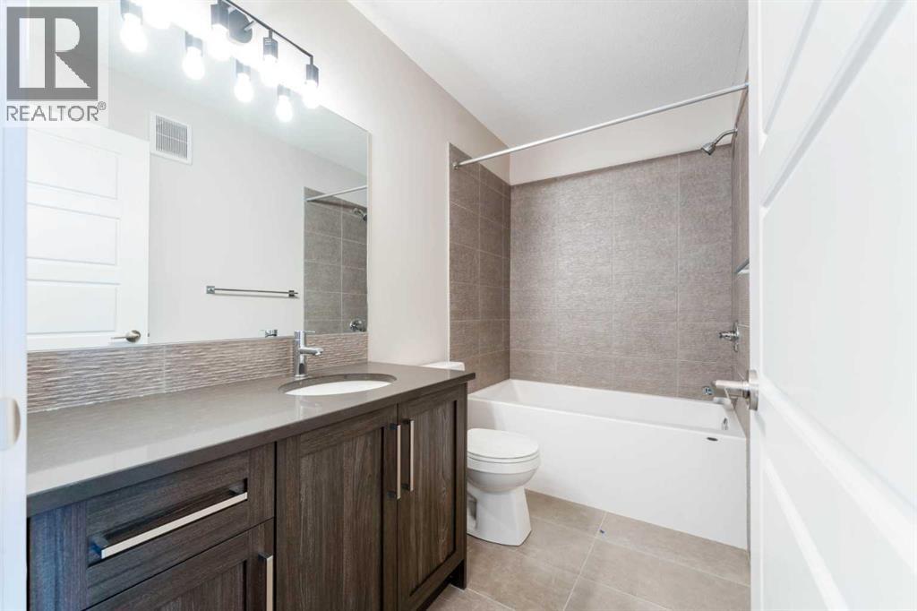 381 Waterford Boulevard - photo 9