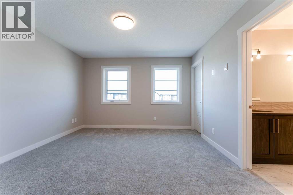 381 Waterford Boulevard - photo 10