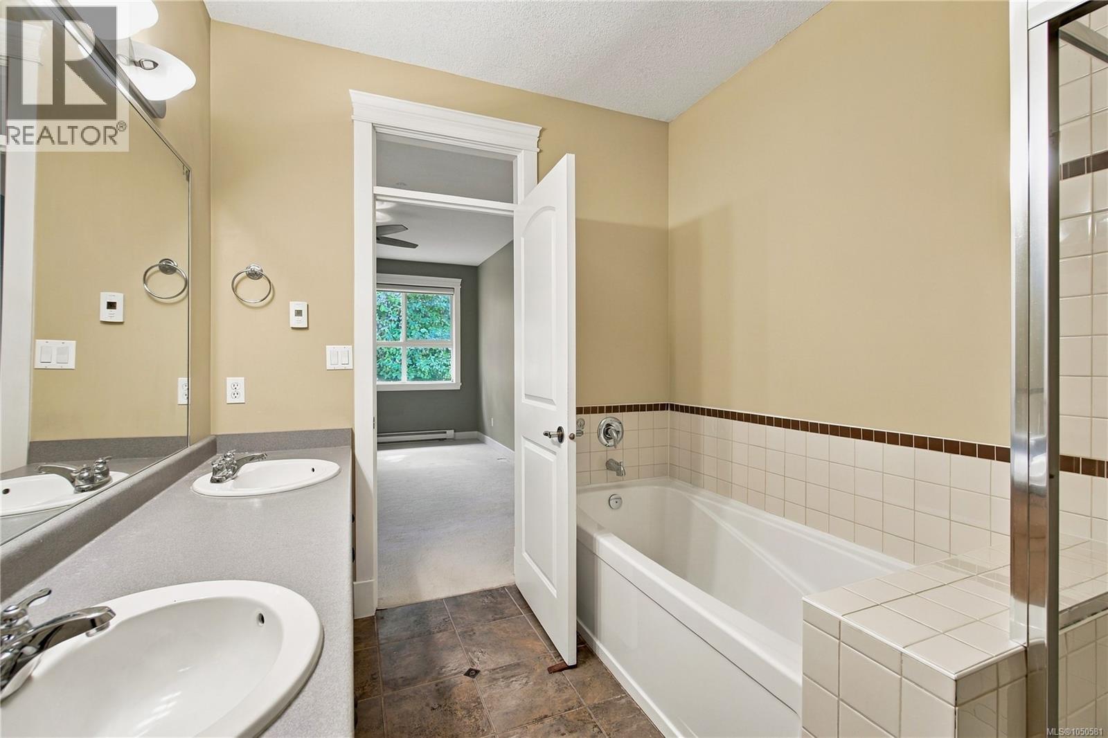 6179 Strathcona Pl - Image 21