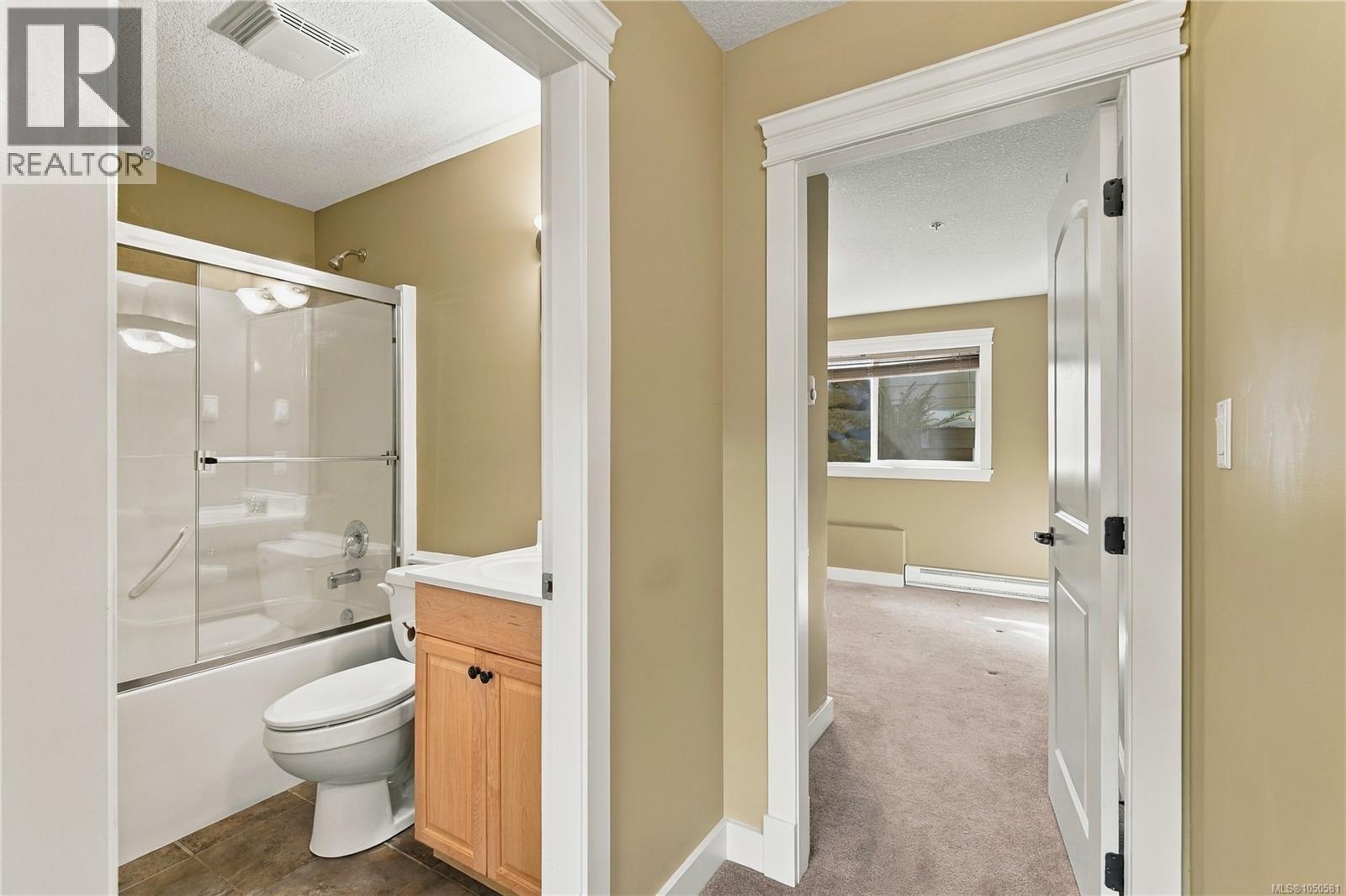 6179 Strathcona Pl - 30