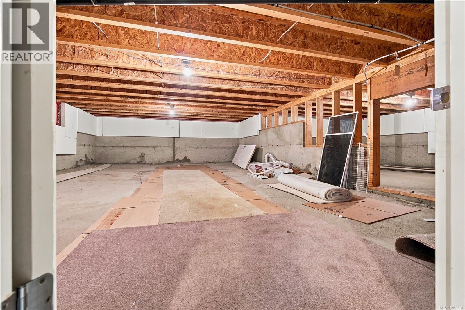 6179 Strathcona Pl - 35