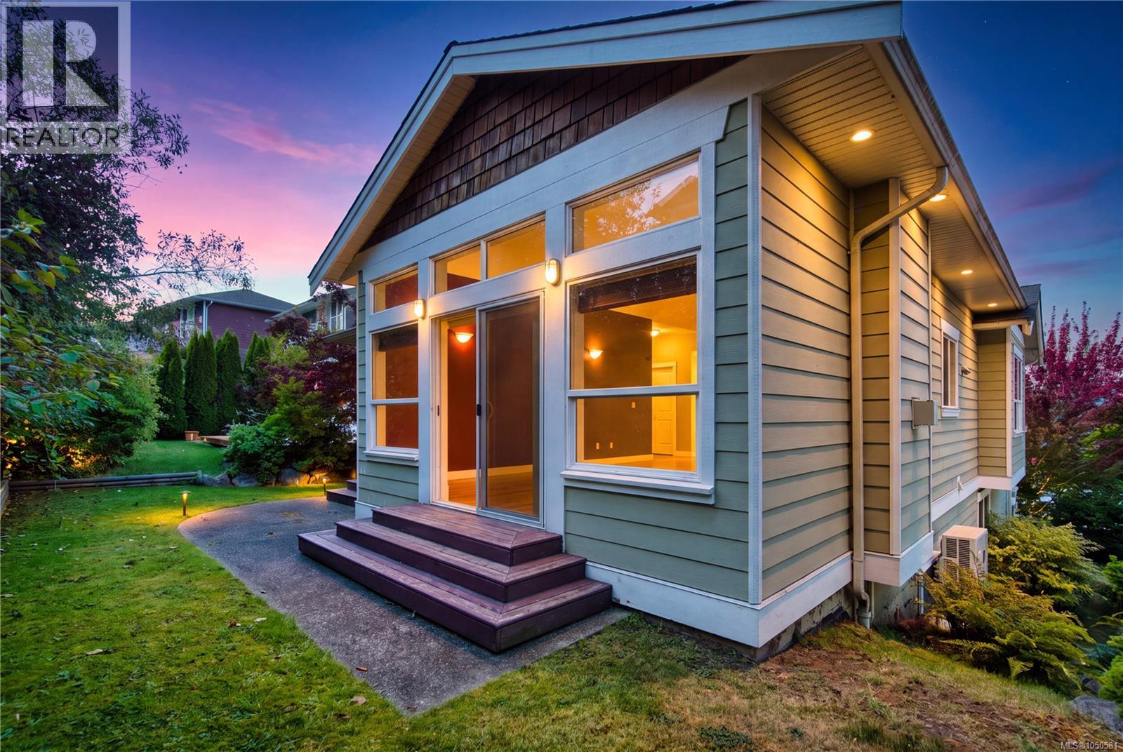6179 Strathcona Pl - 38