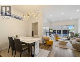 Foyer - 2424 25 Avenue Nw, Calgary, AB T2M2C5 Photo 6