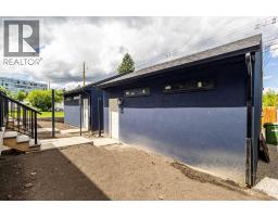 2424 25 Avenue Nw, Calgary, AB T2M2C5 Photo 42