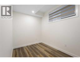 2424 25 Avenue Nw, Calgary, AB T2M2C5 Photo 34