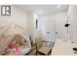 5pc Bathroom - 2424 25 Avenue Nw, Calgary, AB T2M2C5 Photo 21