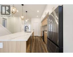 Bedroom - 2426 25 Avenue Nw, Calgary, AB T2M2C5 Photo 16