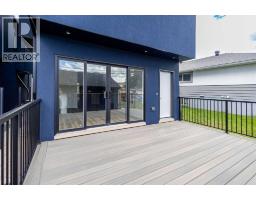 Kitchen - 2426 25 Avenue Nw, Calgary, AB T2M2C5 Photo 8